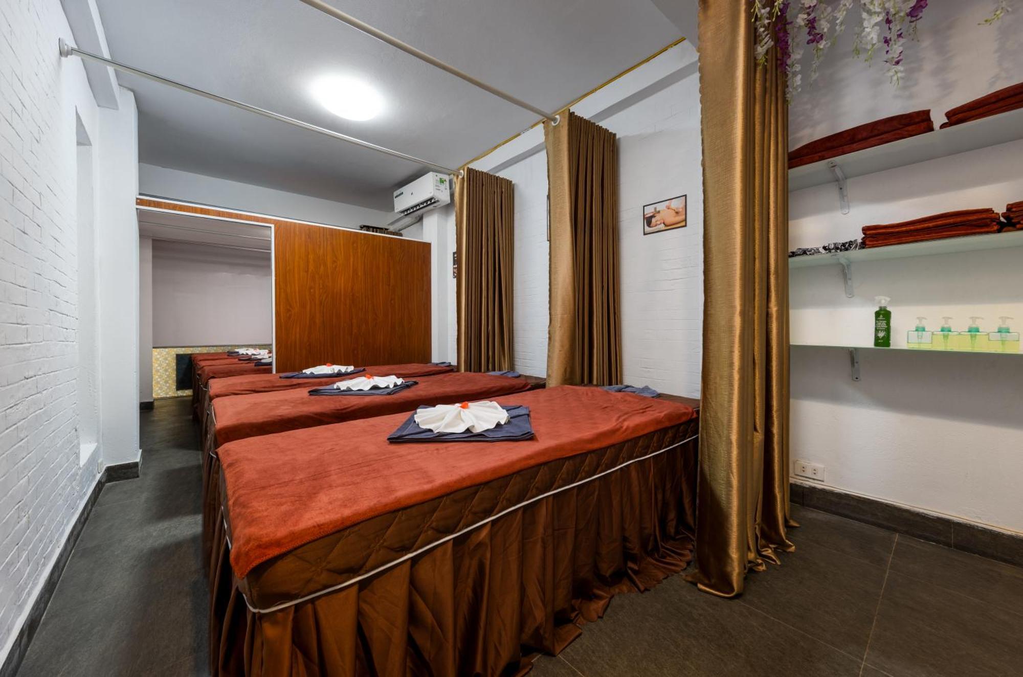 Hanoi Center View Hotel And Spa Экстерьер фото