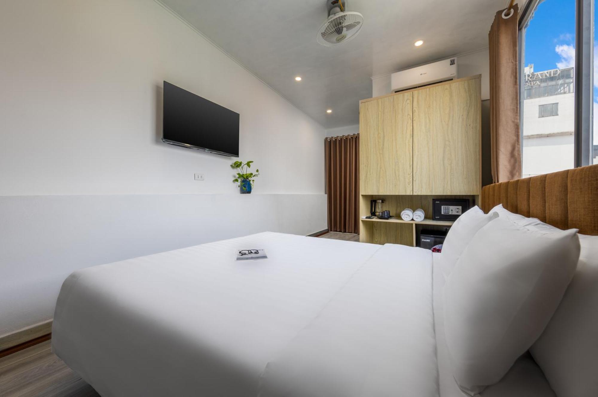 Hanoi Center View Hotel And Spa Экстерьер фото